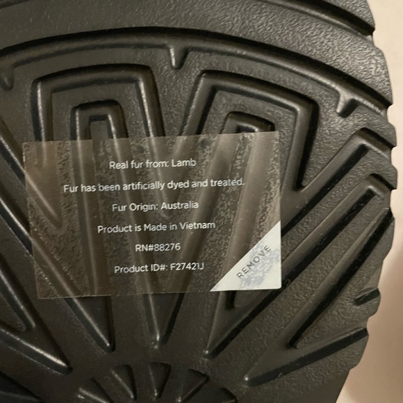 New in Box Ugg Slippers Fluffita in Black Size 7 - Picture 8 of 12